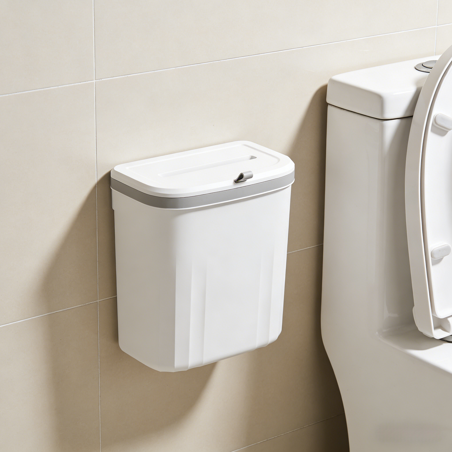 Wall-mounted trash can
